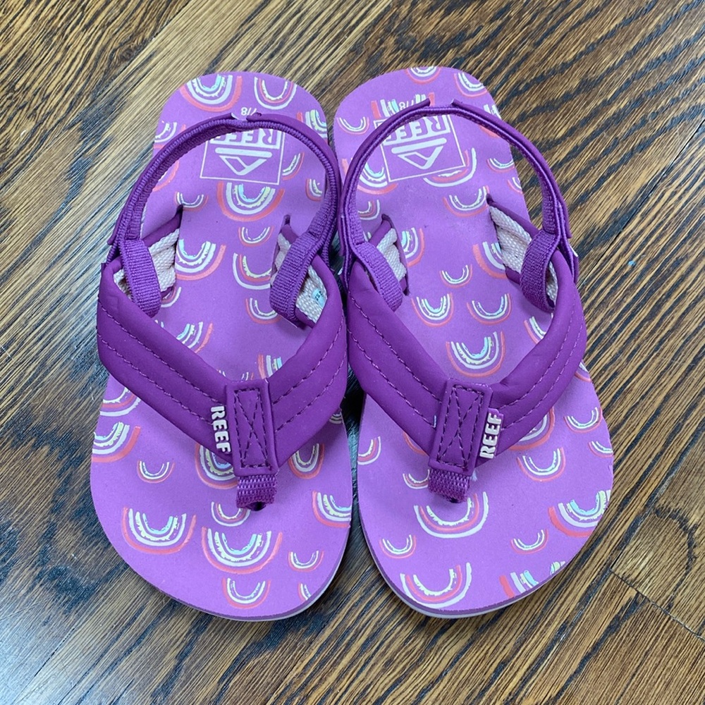 Never Worn Reef Flip Flops 🌈
